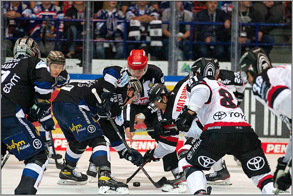 PENNY DEL;  Koelner Haie - Iserlohn Roosters; Koeln, 26.09.2021